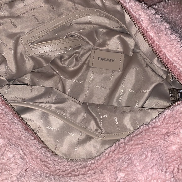 Used DNKY Sherpa pink tote - Picture 4 of 5